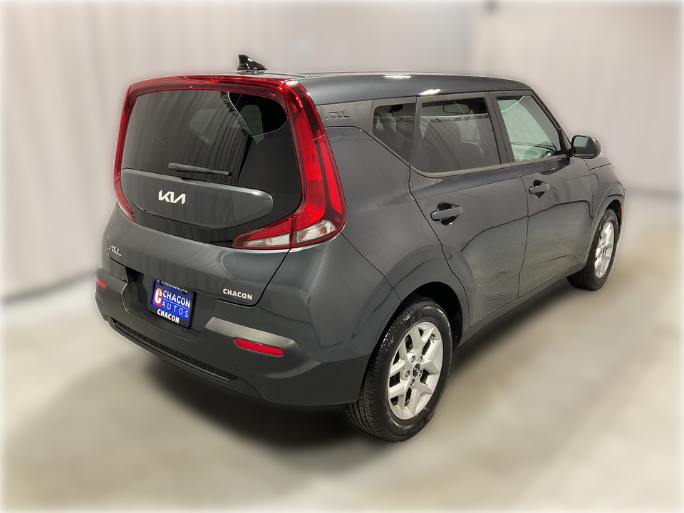 2022 Kia Soul LX CVT