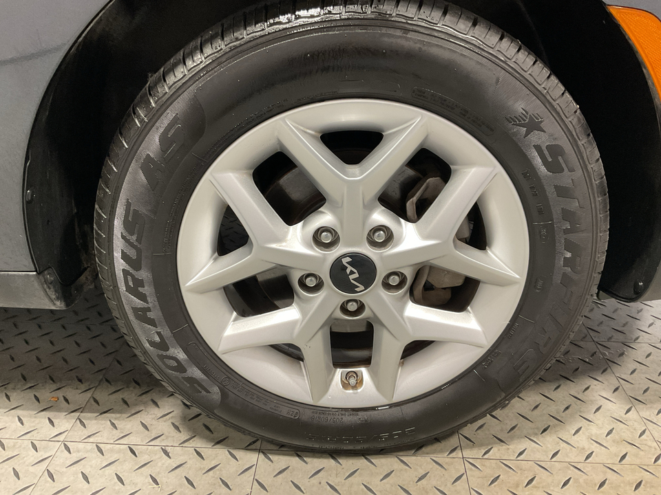 2022 Kia Soul LX CVT