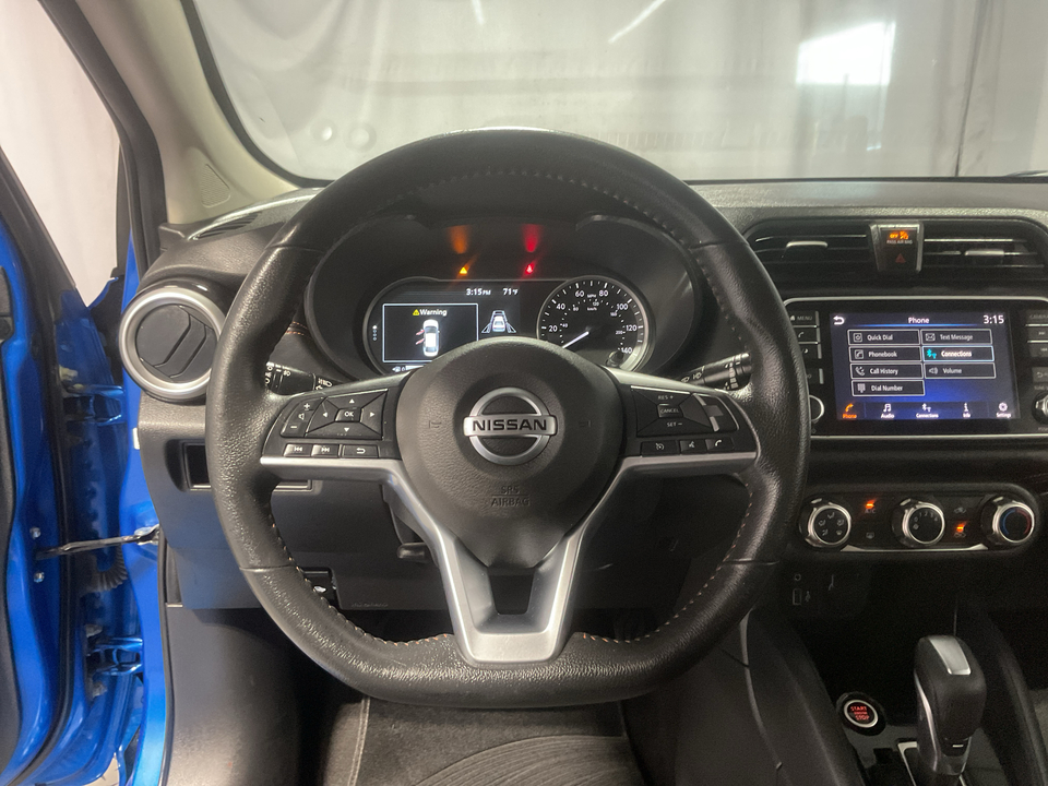 2021 Nissan Versa SR