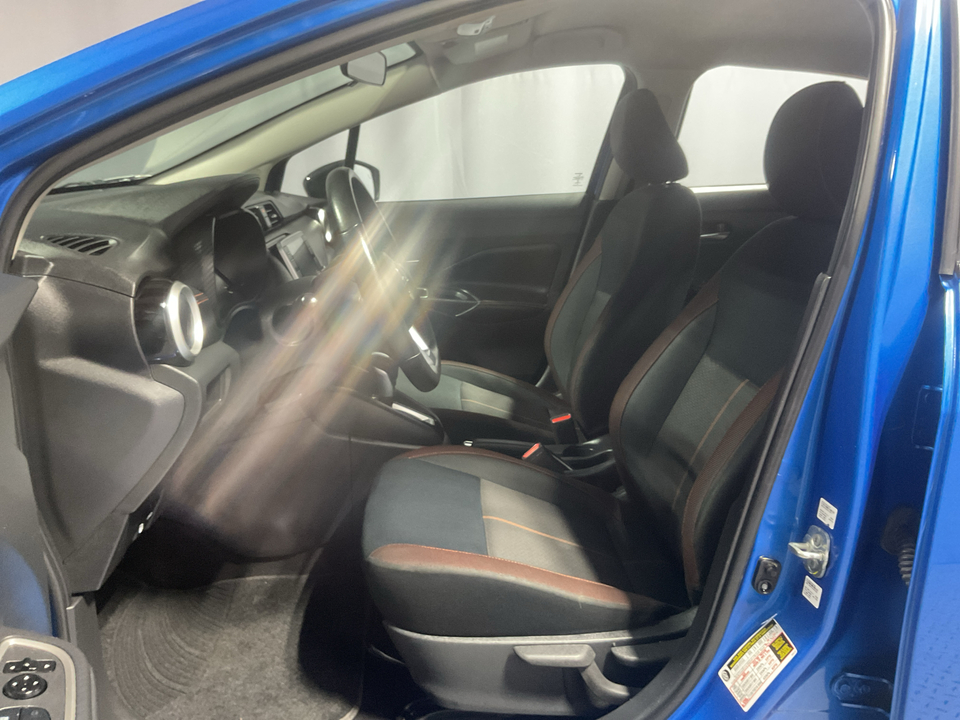 2021 Nissan Versa SR