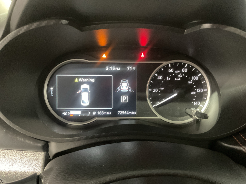 2021 Nissan Versa SR