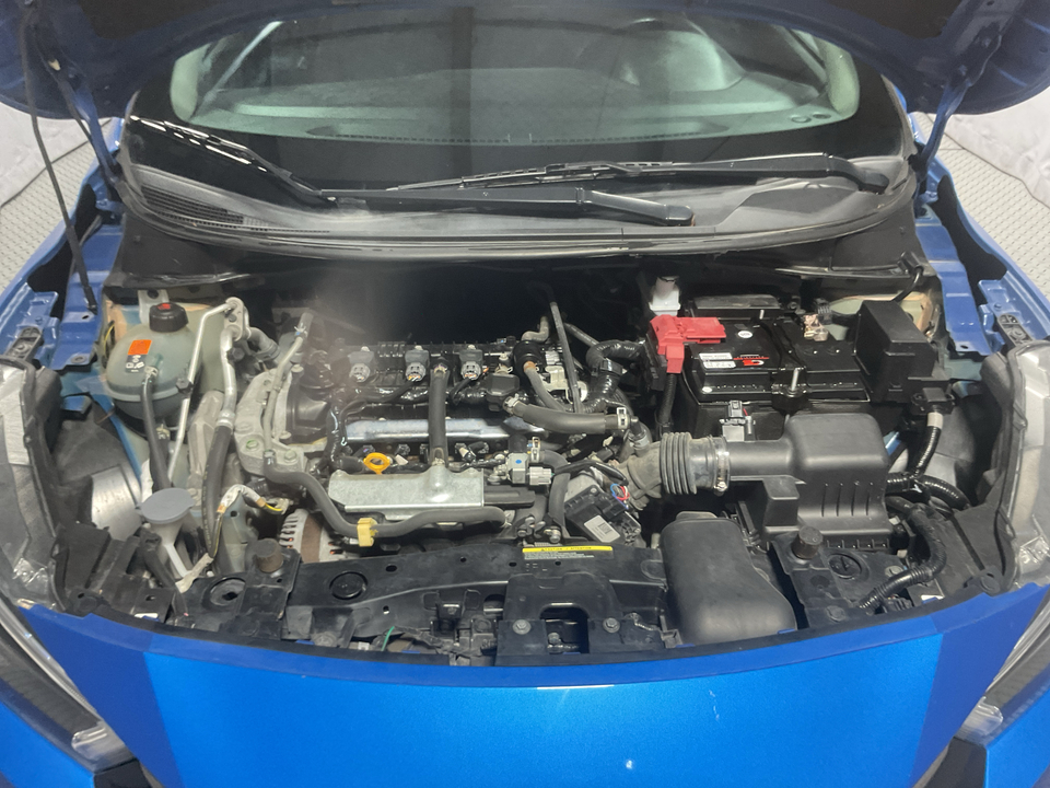 2021 Nissan Versa SR