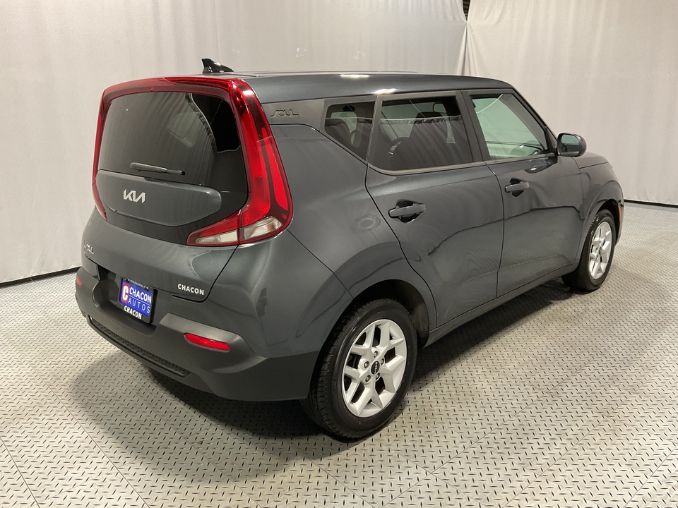 2022 Kia Soul LX CVT