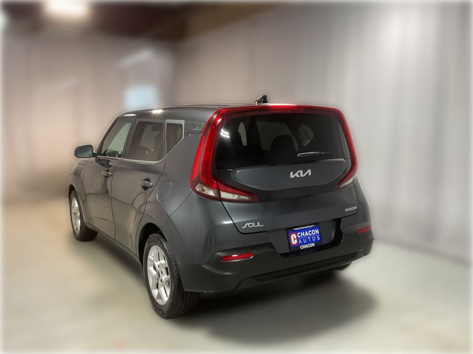 2022 Kia Soul LX CVT