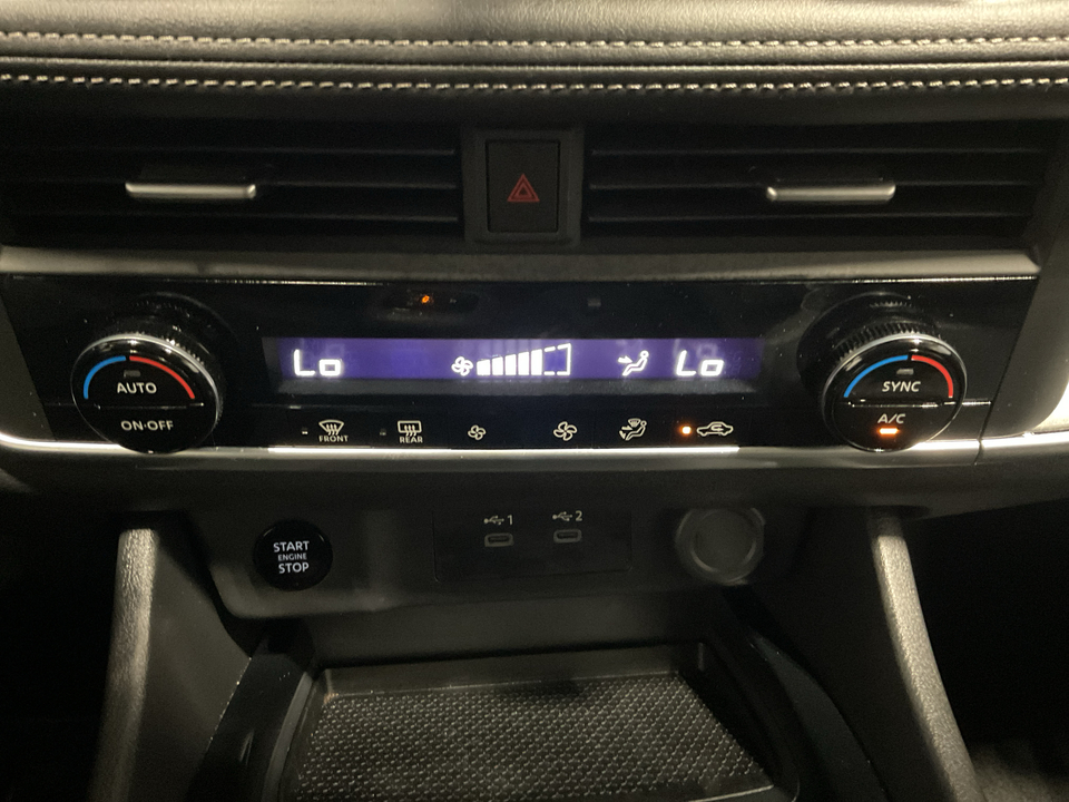 2025 Nissan Rogue SV