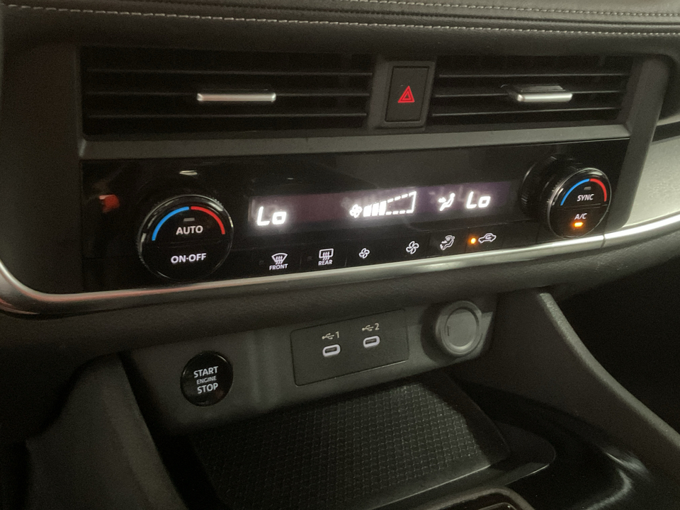 2025 Nissan Rogue SV