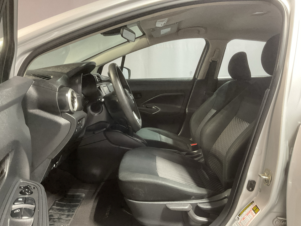 2021 Nissan Versa S CVT