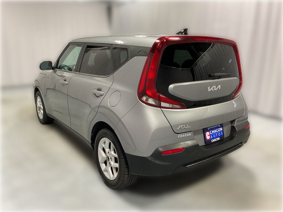 2022 Kia Soul LX CVT