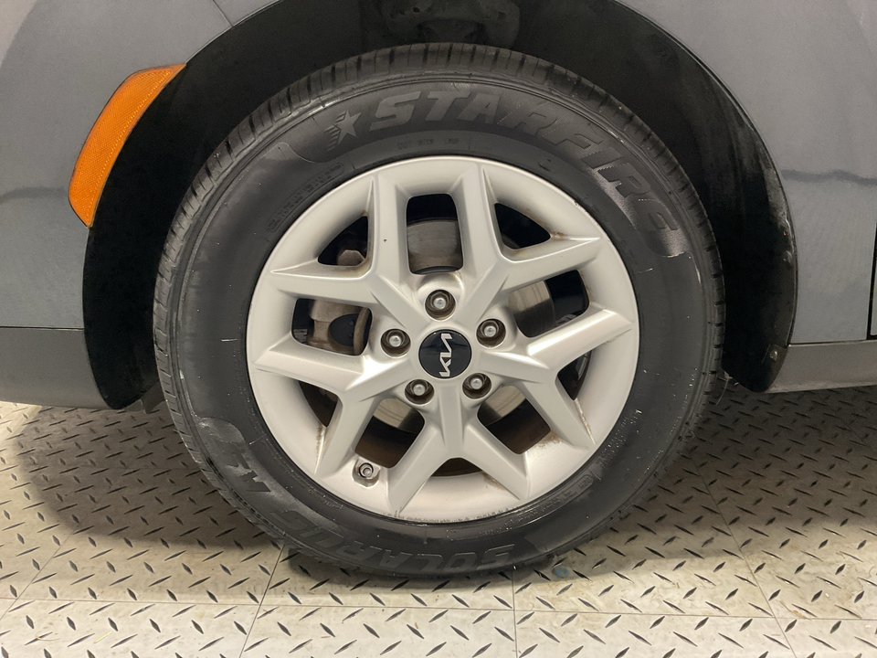 2022 Kia Soul LX CVT