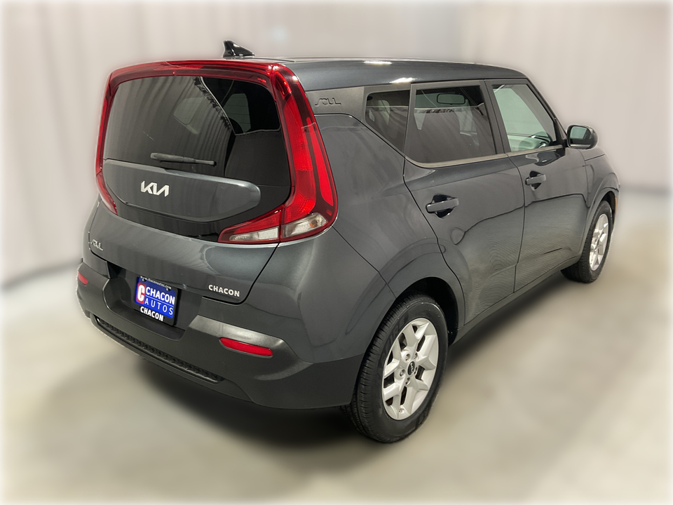 2022 Kia Soul LX CVT