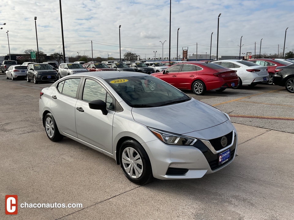 2021 Nissan Versa S CVT