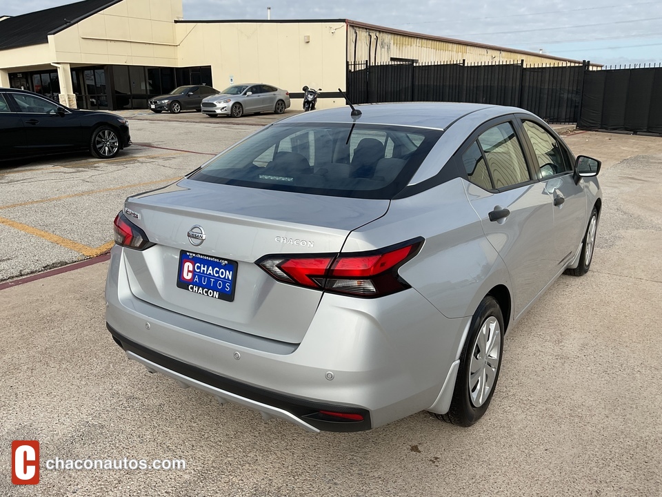 2021 Nissan Versa S CVT