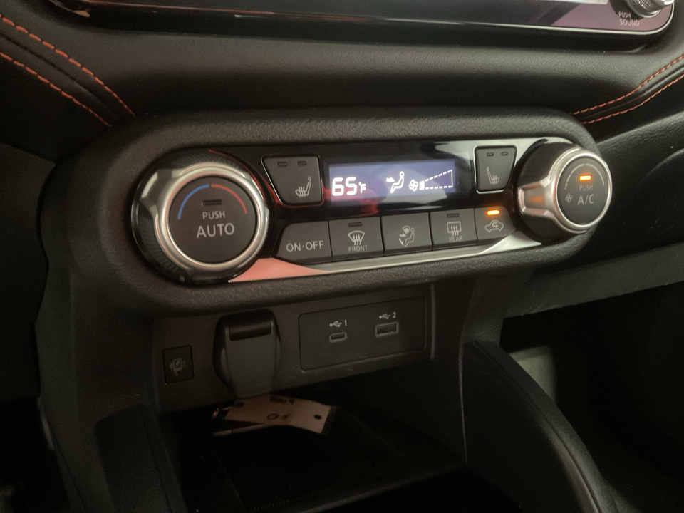 2025 Nissan Versa SR