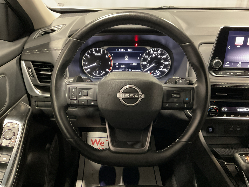 2025 Nissan Rogue SV