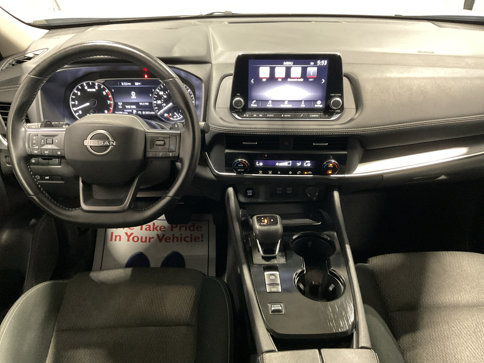 2025 Nissan Rogue SV