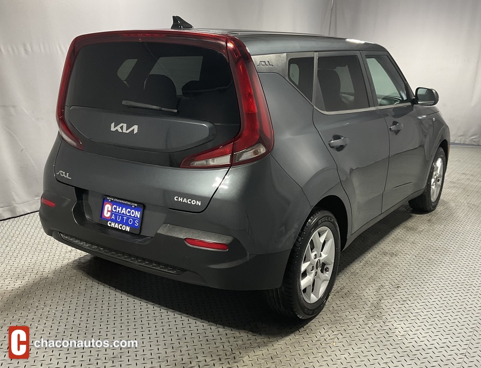 2022 Kia Soul LX CVT