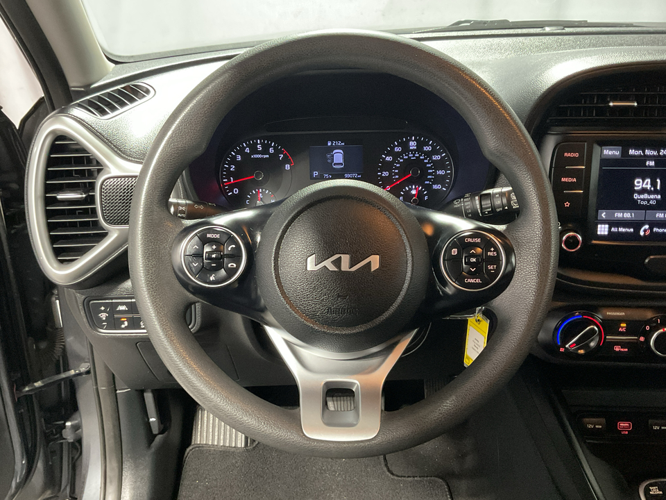 2022 Kia Soul LX CVT