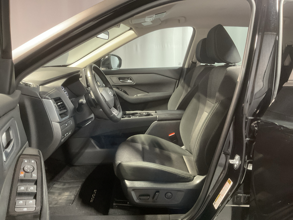 2025 Nissan Rogue SV AWD