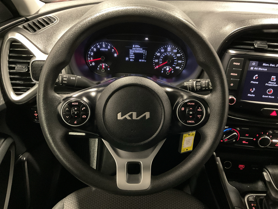 2022 Kia Soul LX CVT