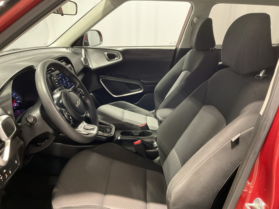 2022 Kia Soul LX CVT