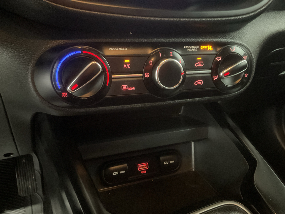 2022 Kia Soul LX CVT