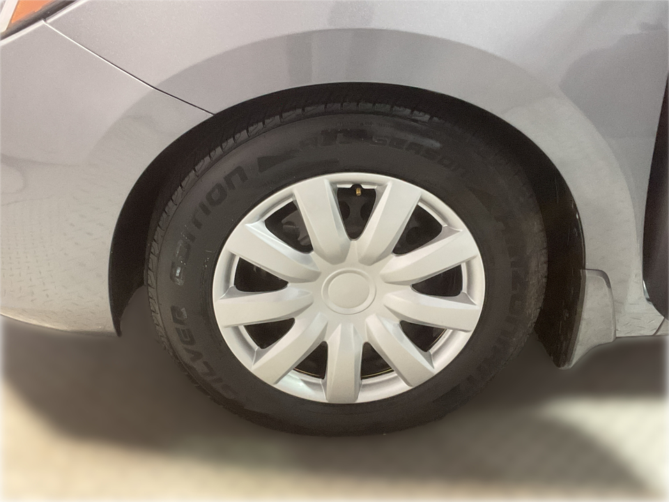 2021 Nissan Versa S CVT