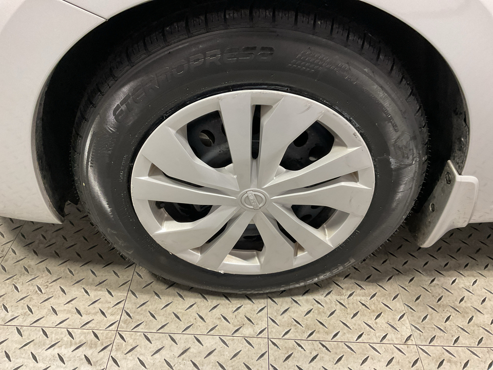 2025 Nissan Versa S CVT