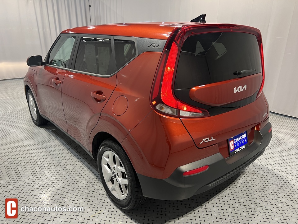 2022 Kia Soul LX CVT