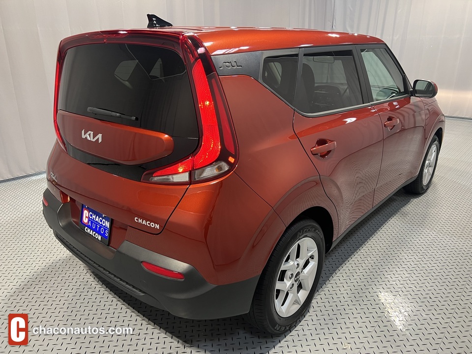 2022 Kia Soul LX CVT