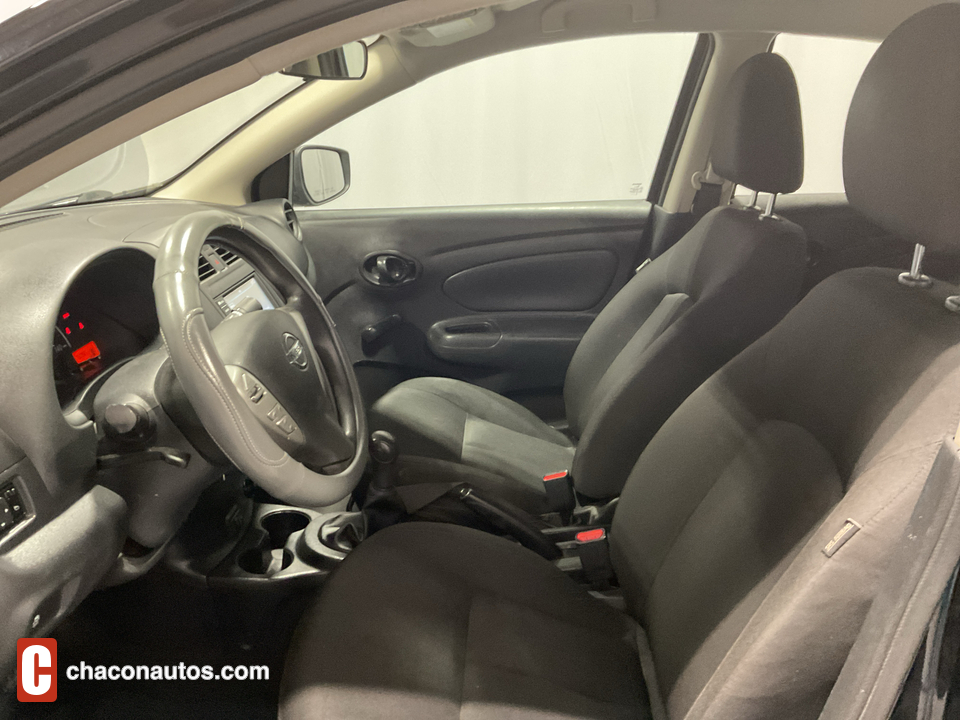 2019 Nissan Versa 1.6 S 5M