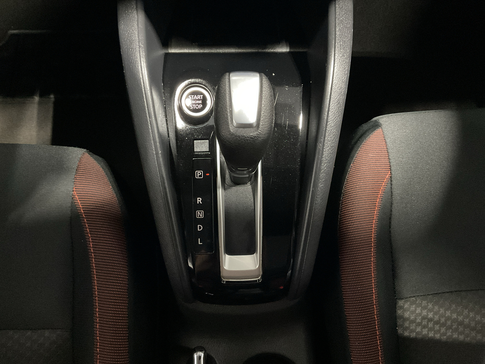 2024 Nissan Versa SR