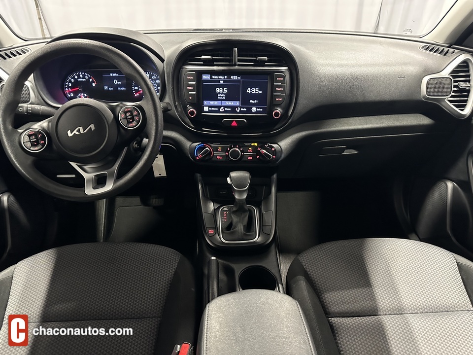 2022 Kia Soul LX CVT