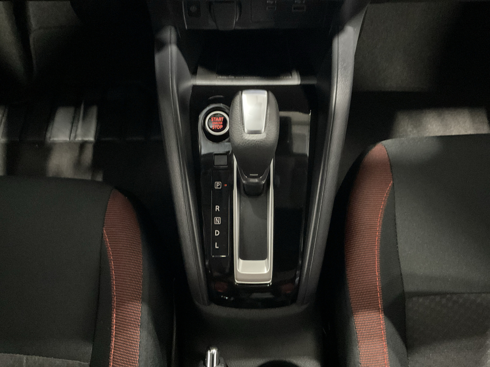 2024 Nissan Versa SR