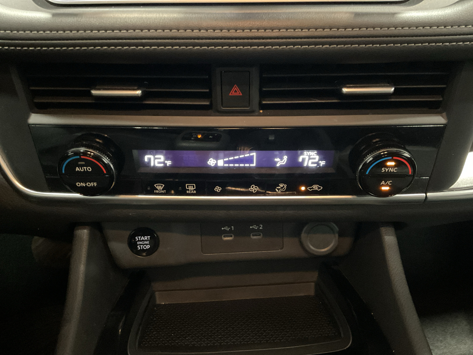 2025 Nissan Rogue SV