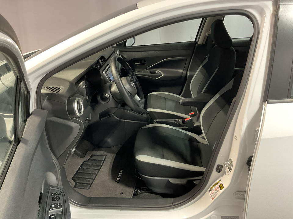 2025 Nissan Versa S CVT