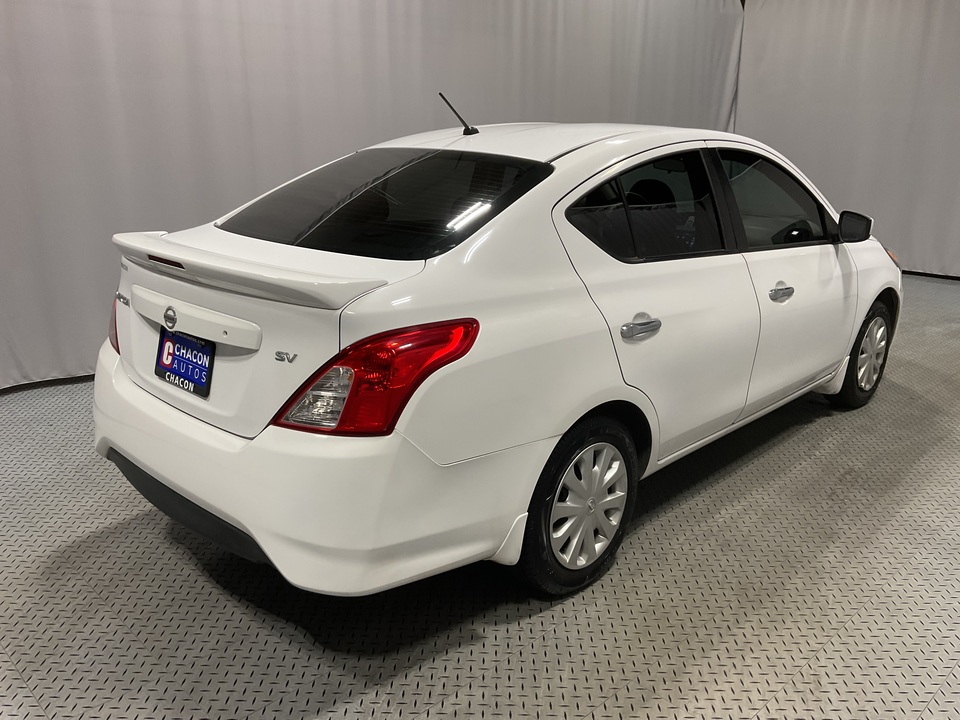 2019 Nissan Versa 1.6 SV Sedan