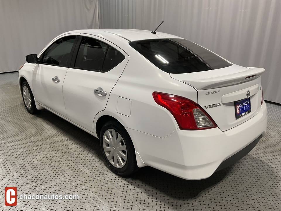 2019 Nissan Versa 1.6 SV Sedan