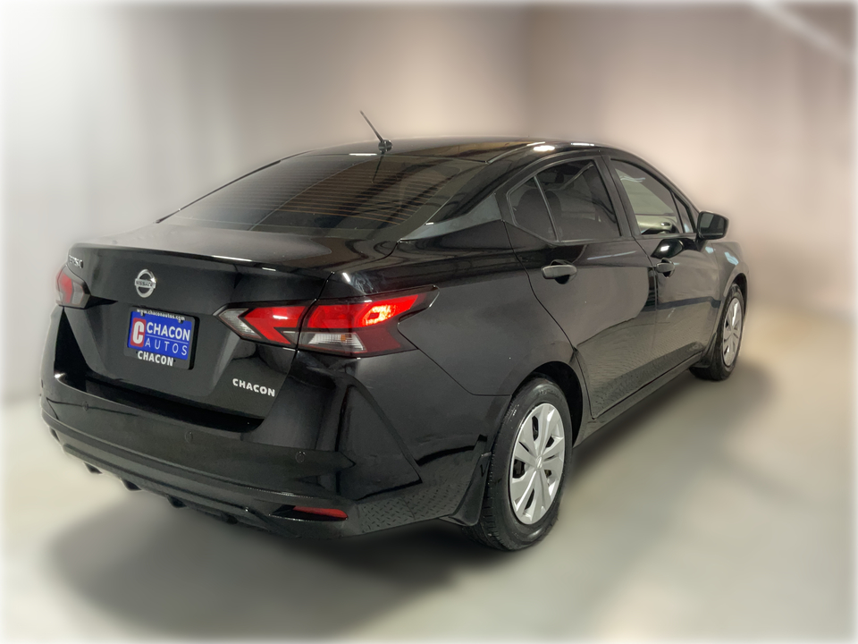 2021 Nissan Versa S CVT