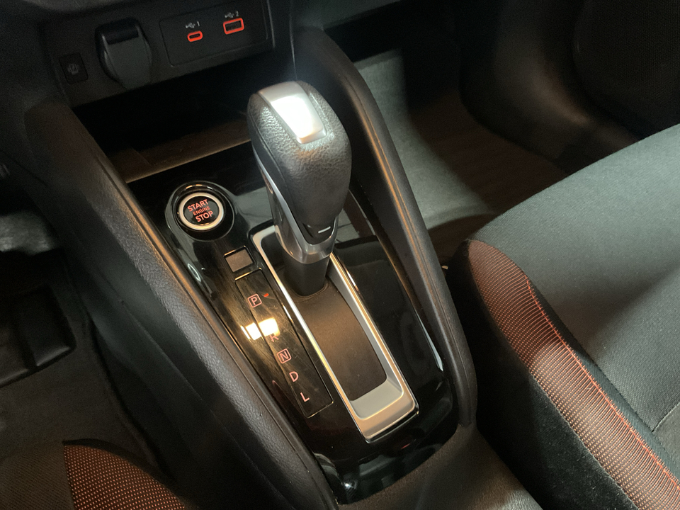 2024 Nissan Versa SR