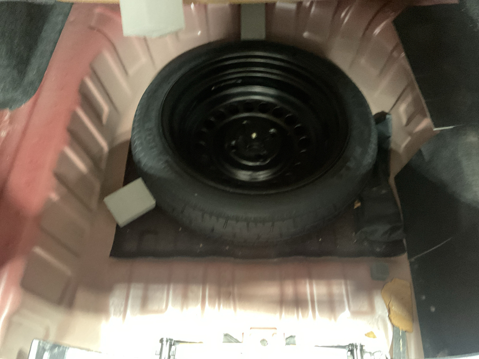 2024 Nissan Versa SR