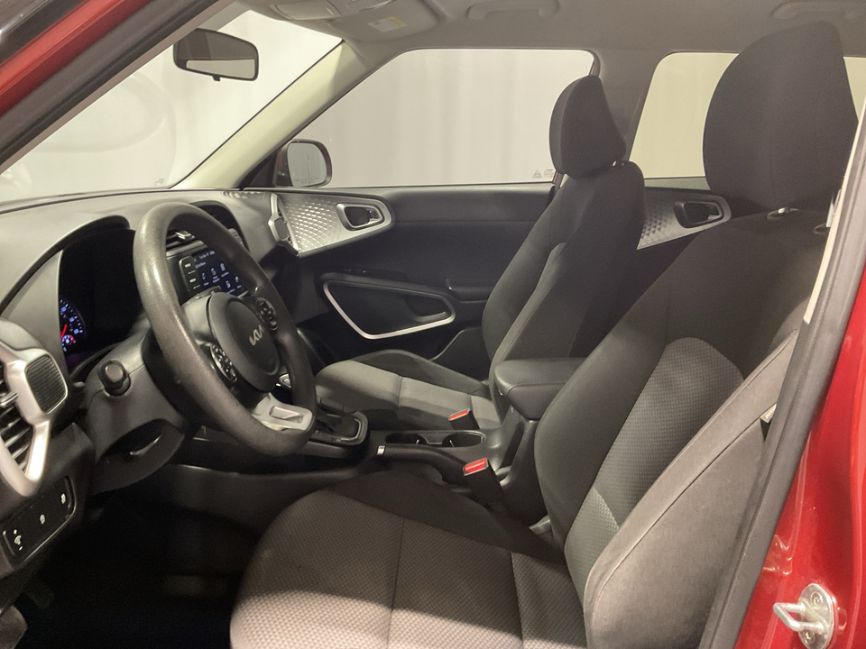 2022 Kia Soul LX CVT