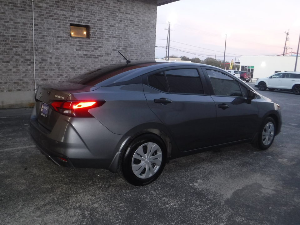 2021 Nissan Versa S CVT