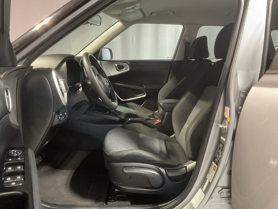2022 Kia Soul LX CVT