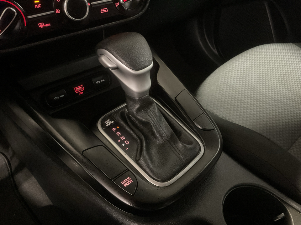 2022 Kia Soul LX CVT