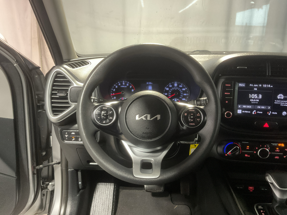2022 Kia Soul LX CVT