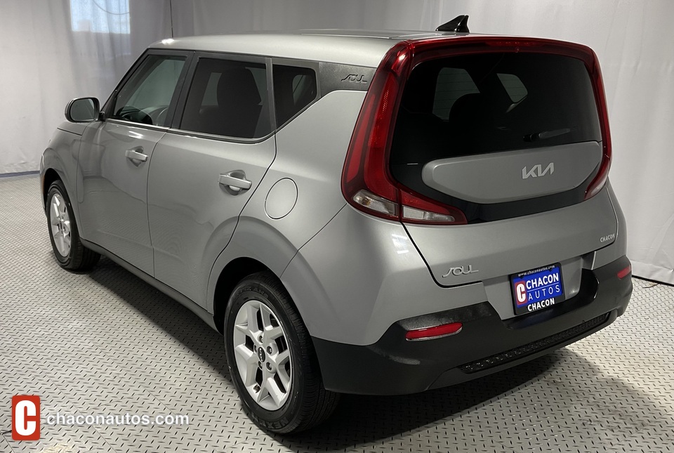 2022 Kia Soul LX CVT