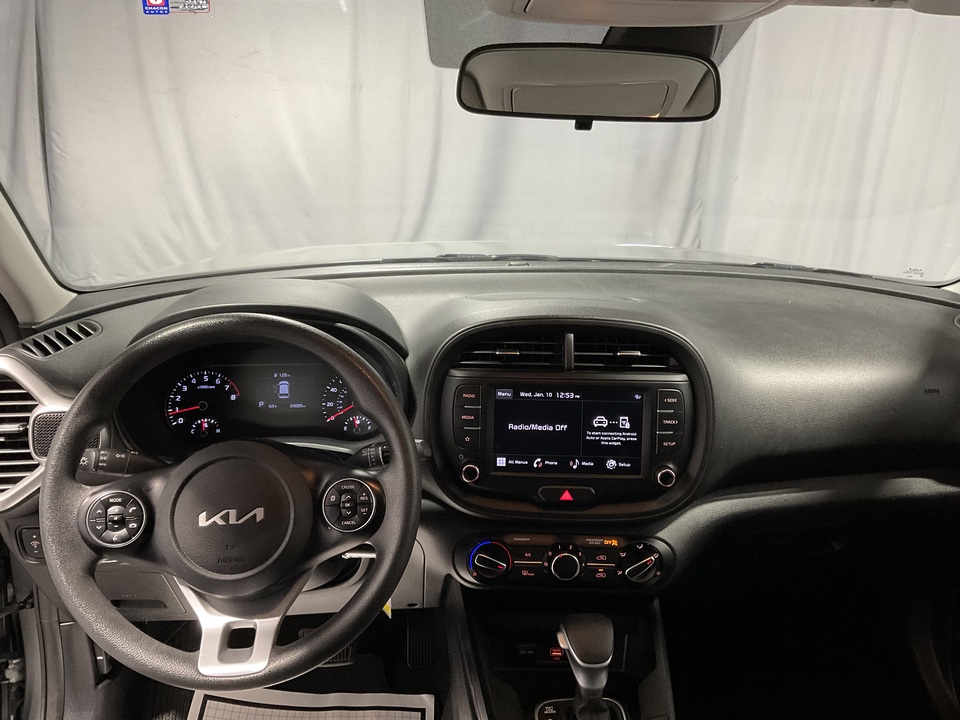 2022 Kia Soul LX CVT