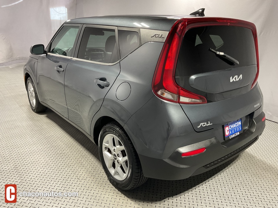 2022 Kia Soul LX CVT