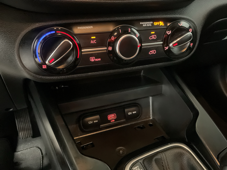2022 Kia Soul LX CVT
