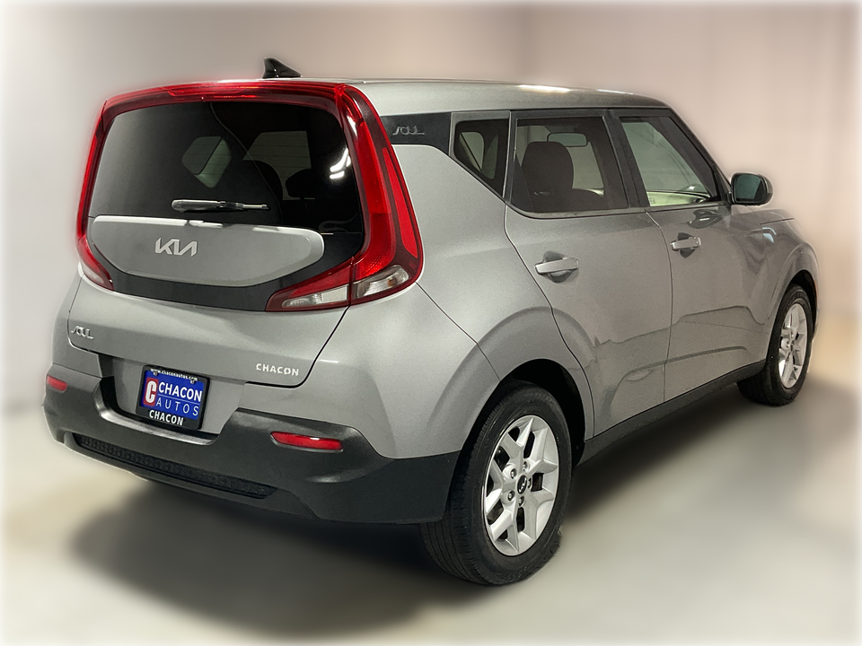 2022 Kia Soul LX CVT